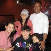 Leilani "mean muggin" & Family